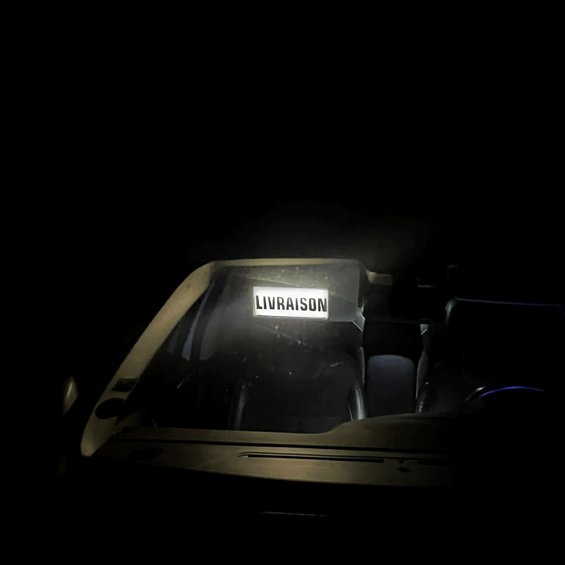 Pare Soleil Lumineux LED Livraison inside